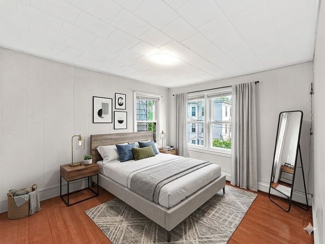 72 Leyden St, Boston, MA 02128
