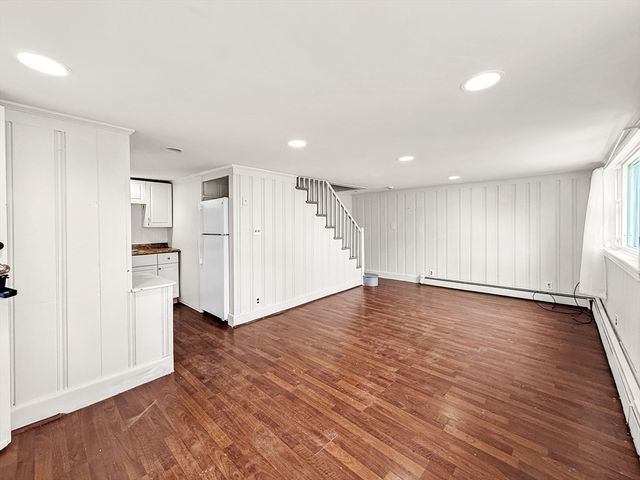 72 Leyden St, Boston, MA 02128