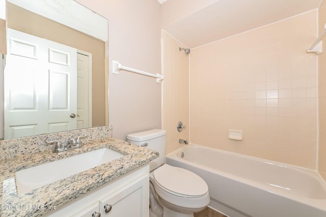 2028 LAS BRISAS Way W, Jacksonville, FL 32224