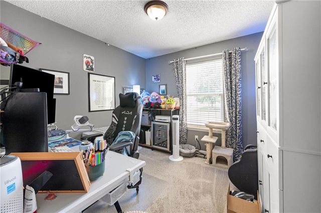 1915 NW 79th Street, Kansas City, MO 64151