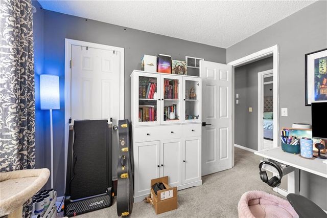 1915 NW 79th Street, Kansas City, MO 64151