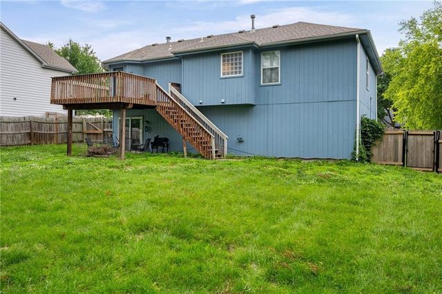 1915 NW 79th Street, Kansas City, MO 64151