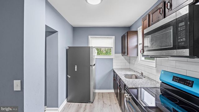 2916 PRESBURY ST, Baltimore, MD 21216