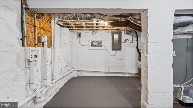2916 PRESBURY ST, Baltimore, MD 21216
