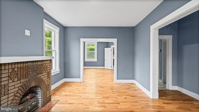 2916 PRESBURY ST, Baltimore, MD 21216