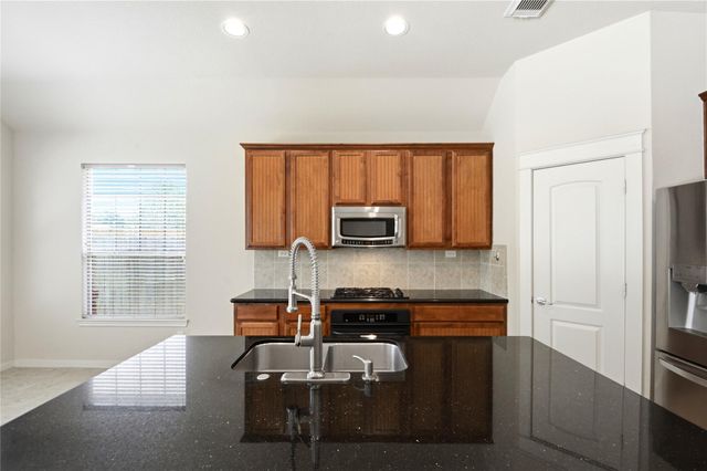 13614 Indigo Spires Drive, Cypress, TX 77429