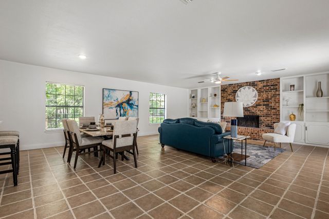 2518 Hightrail Drive, Carrollton, TX 75006