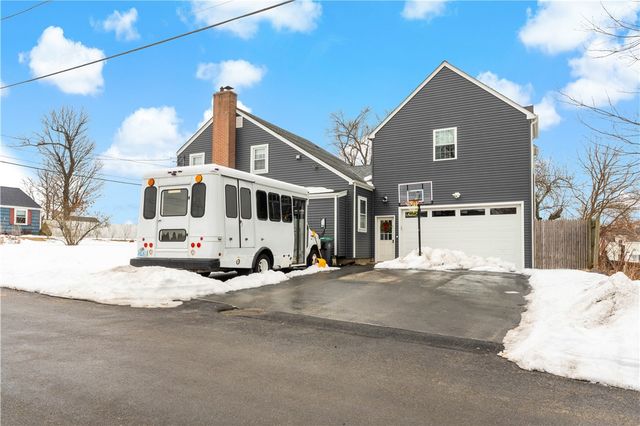 48 Rowe Avenue, Warwick, RI 02889