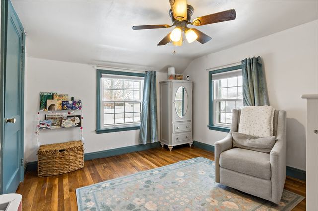 48 Rowe Avenue, Warwick, RI 02889