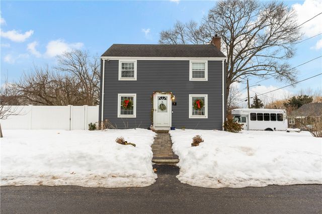 48 Rowe Avenue, Warwick, RI 02889