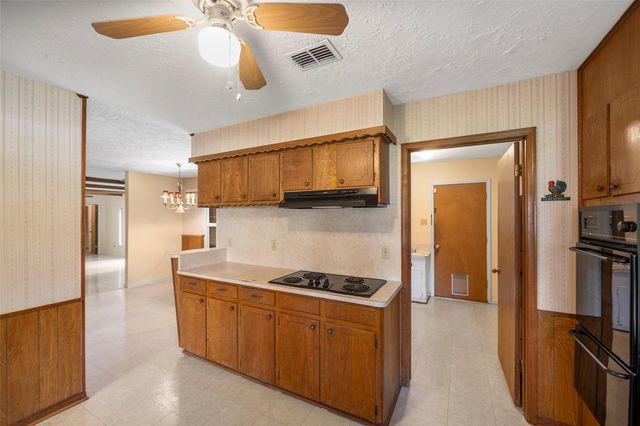 1102 Doral Lane, Houston, TX 77073