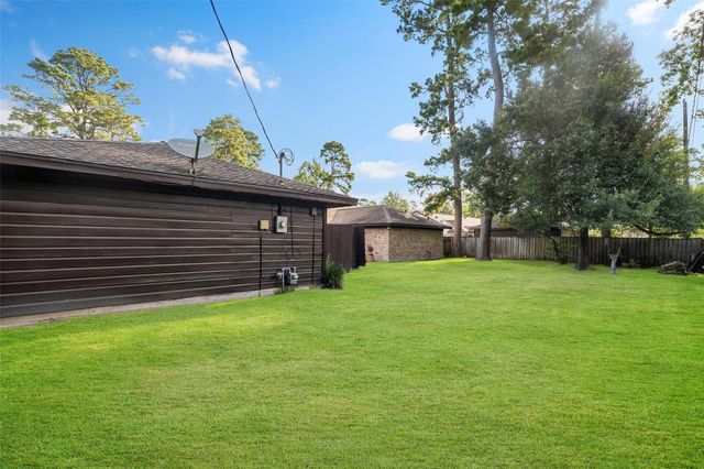 1102 Doral Lane, Houston, TX 77073