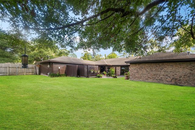 1102 Doral Lane, Houston, TX 77073