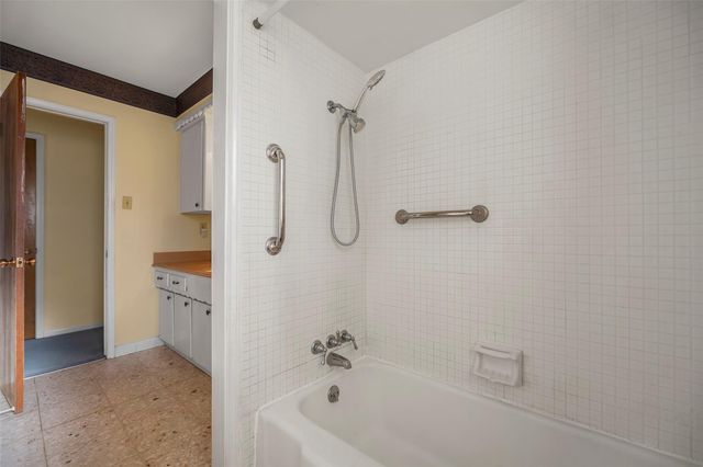 1102 Doral Lane, Houston, TX 77073