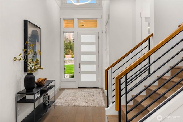 21045 SE 80th Street, Issaquah, WA 98027