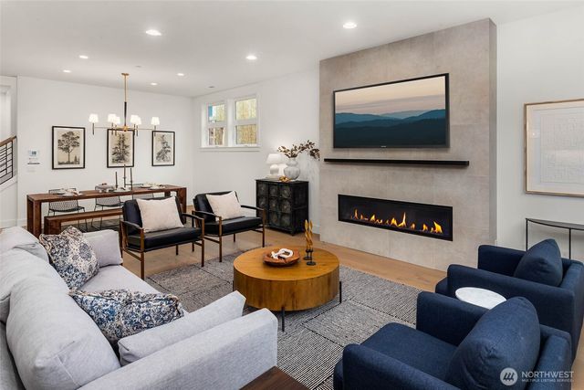 21045 SE 80th Street, Issaquah, WA 98027