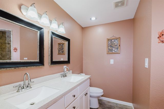 1900 10th Street, Brownwood, TX 76801