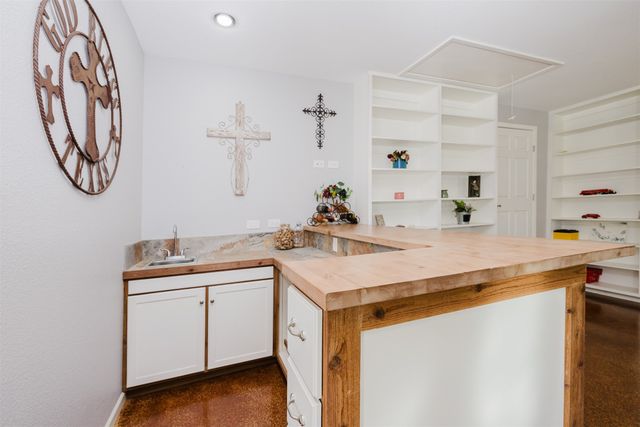 1900 10th Street, Brownwood, TX 76801