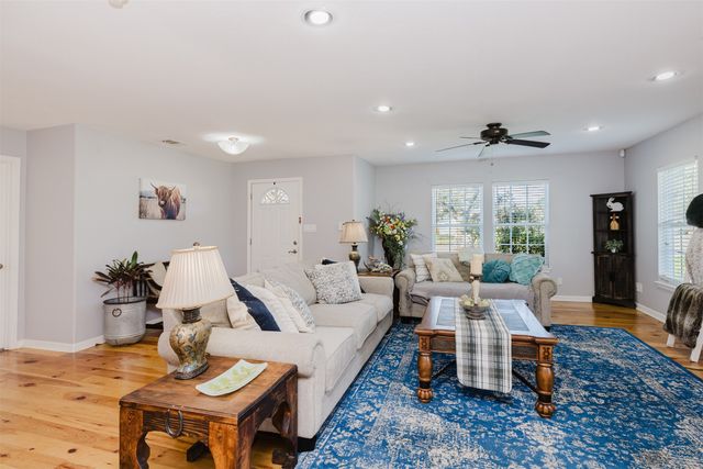 1900 10th Street, Brownwood, TX 76801