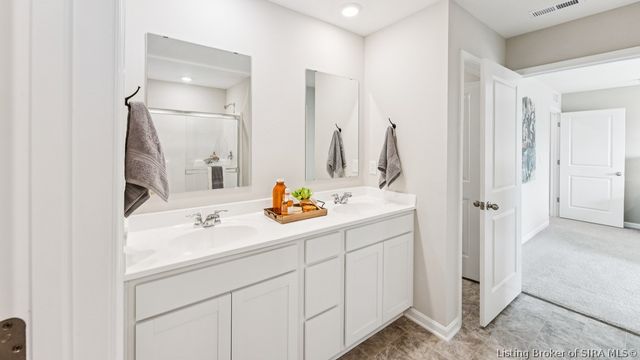 3022 Grace Marie Way, New Albany, IN 47150