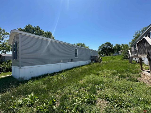 201 W Treehaven Drive, Lincoln, NE 68521