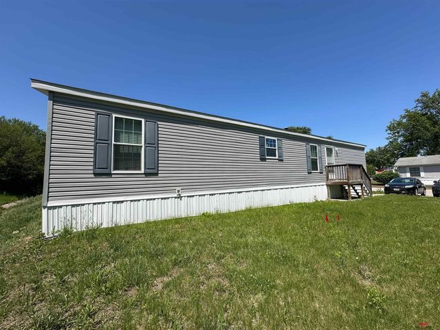 201 W Treehaven Drive, Lincoln, NE 68521