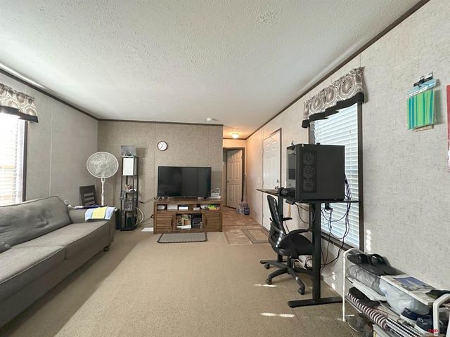 201 W Treehaven Drive, Lincoln, NE 68521