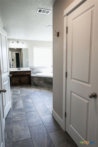 2503 Emerald Dove Drive, Temple, TX 76502