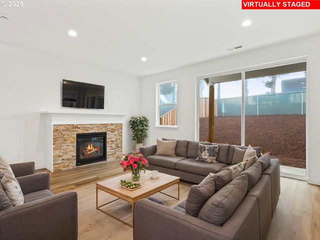 41810 Deschutes Ave 86B, Sandy, OR 97055