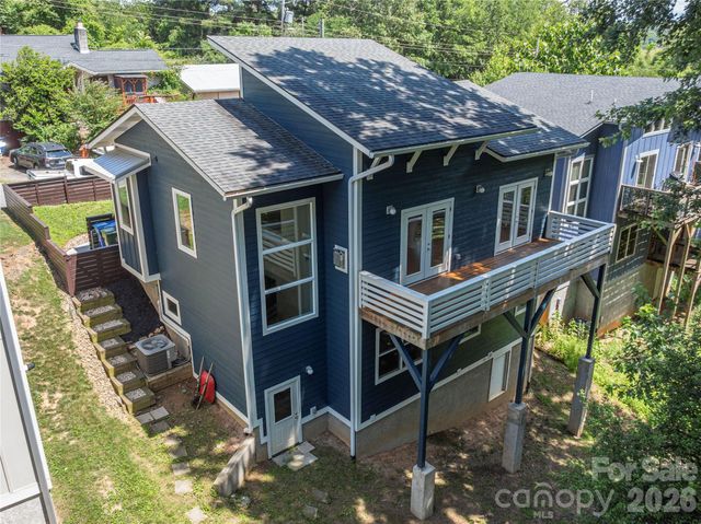 39 Hubbard Avenue, Asheville, NC 28806