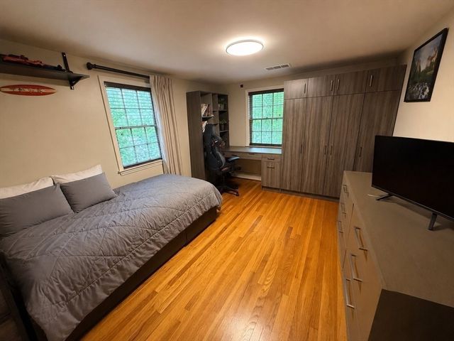 34 Blossomcrest Rd, Lexington, MA 02421
