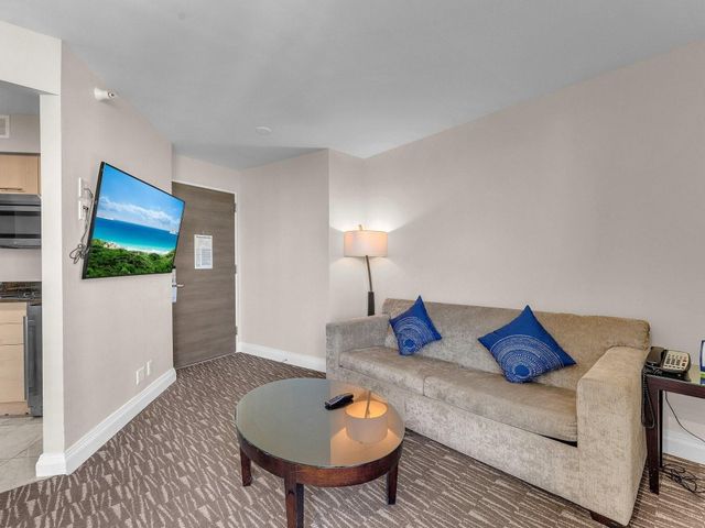 2670 E Sunrise Boulevard 626, Fort Lauderdale, FL 33304