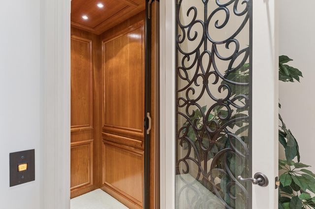 5332 Boca Marina Circle N, Boca Raton, FL 33487