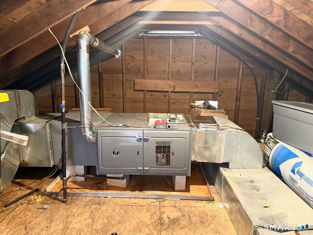 153 Oaklawn Avenue, Stamford, CT 06905