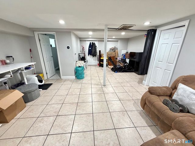 153 Oaklawn Avenue, Stamford, CT 06905