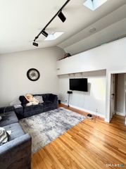 153 Oaklawn Avenue, Stamford, CT 06905