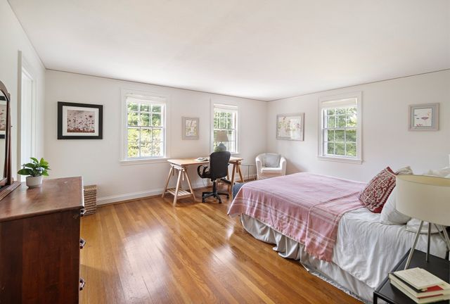 35 Sandy Pond Rd, Lincoln, MA 01773