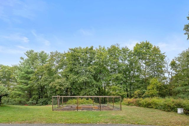 35 Sandy Pond Rd, Lincoln, MA 01773