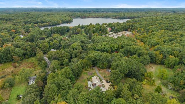 35 Sandy Pond Rd, Lincoln, MA 01773