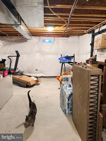 11 EVERGREEN RD, Mount Laurel, NJ 08054