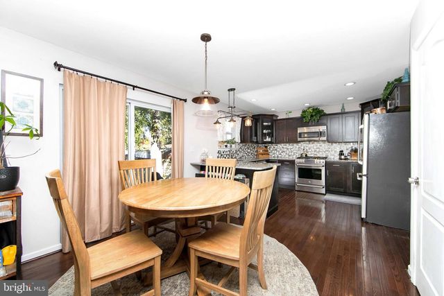 11 EVERGREEN RD, Mount Laurel, NJ 08054