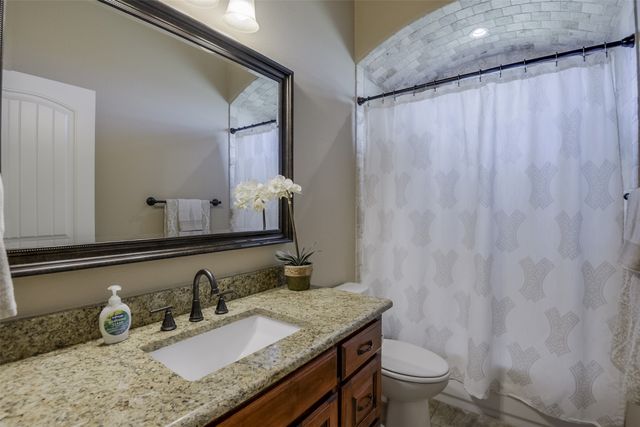 505 Boz Road, Waxahachie, TX 75167