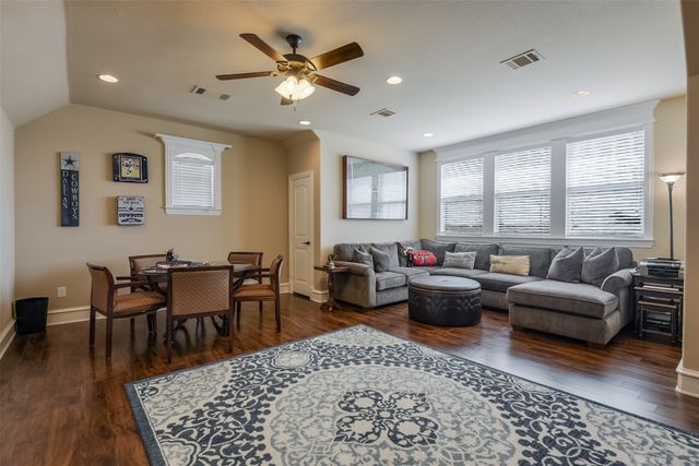 505 Boz Road, Waxahachie, TX 75167
