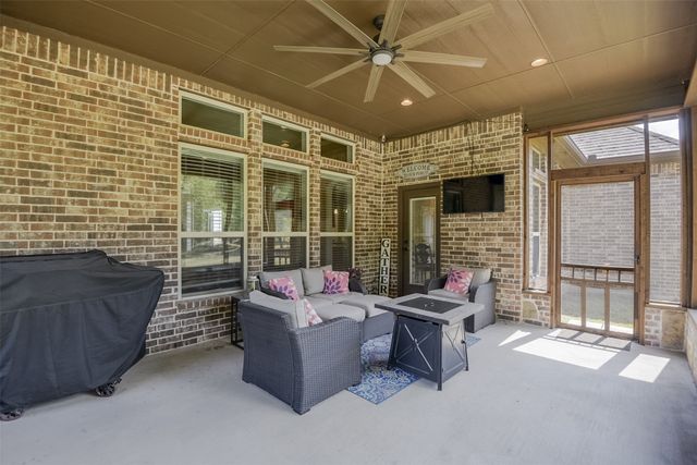 505 Boz Road, Waxahachie, TX 75167
