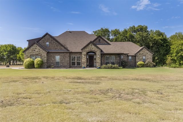 505 Boz Road, Waxahachie, TX 75167