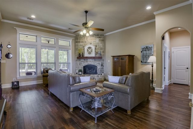 505 Boz Road, Waxahachie, TX 75167