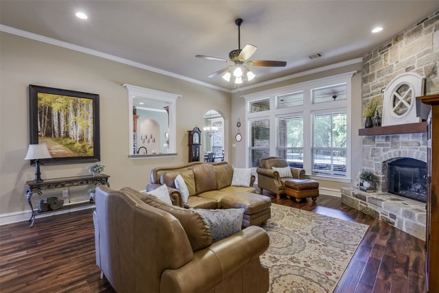 505 Boz Road, Waxahachie, TX 75167
