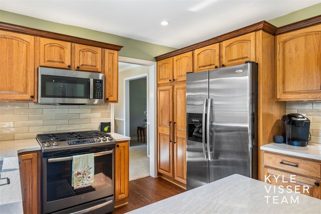 2032 Edgewood Avenue, Grand Rapids, MI 49546