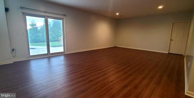 4 WICKERBERRY PL, Gordonville, PA 17529