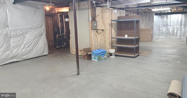 4 WICKERBERRY PL, Gordonville, PA 17529